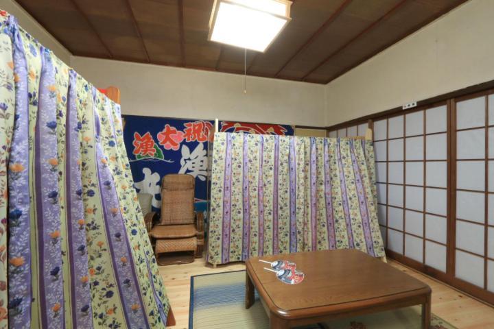 Pikaichi Second Hotell Goto Exteriör bild